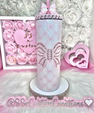 Load image into Gallery viewer, 🎀Pink Rhinestone and Pearl Bow tumbler🎀