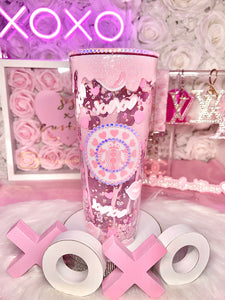 🩷 XOXO & Lips drip Tumbler🩷