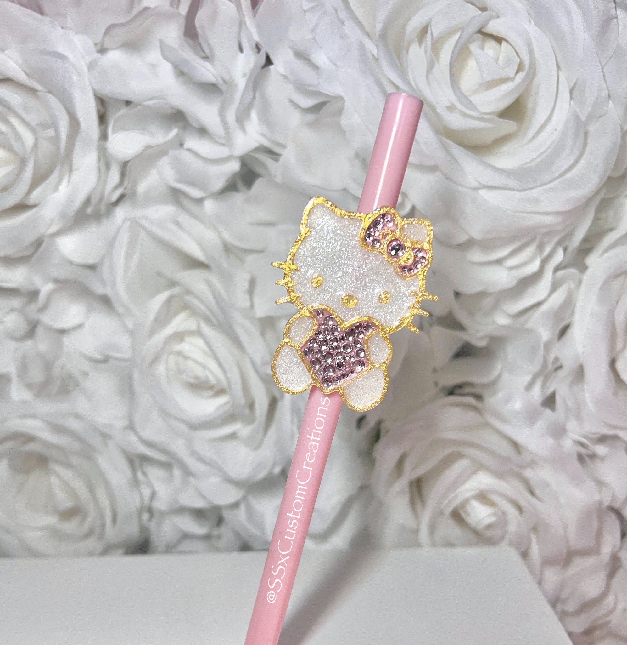 H-Kitty Heart LUXE Straw Topper