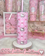 Load image into Gallery viewer, 20oz SS H-Kitty Quilted Hearts Tumbler
