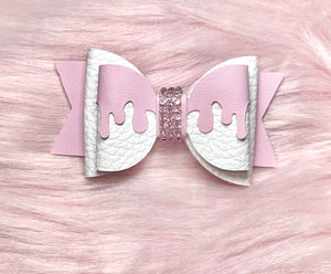 Pink Drip Bow straw topper