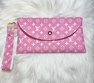Wristlet Pouch