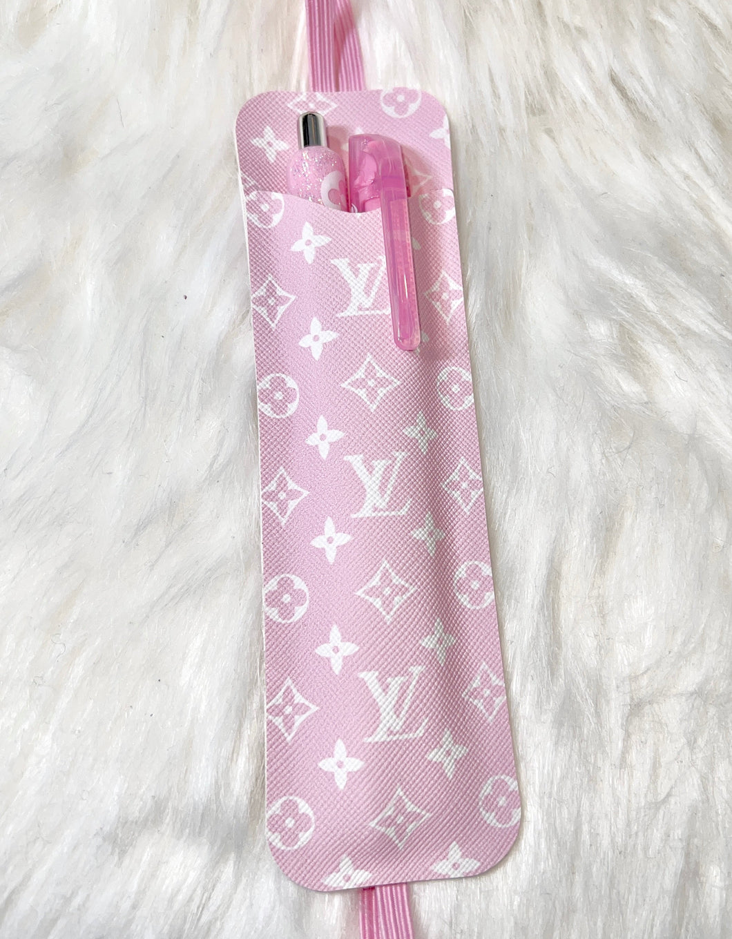 Pen/Pencil holder for Journal/Agendas/notebooks