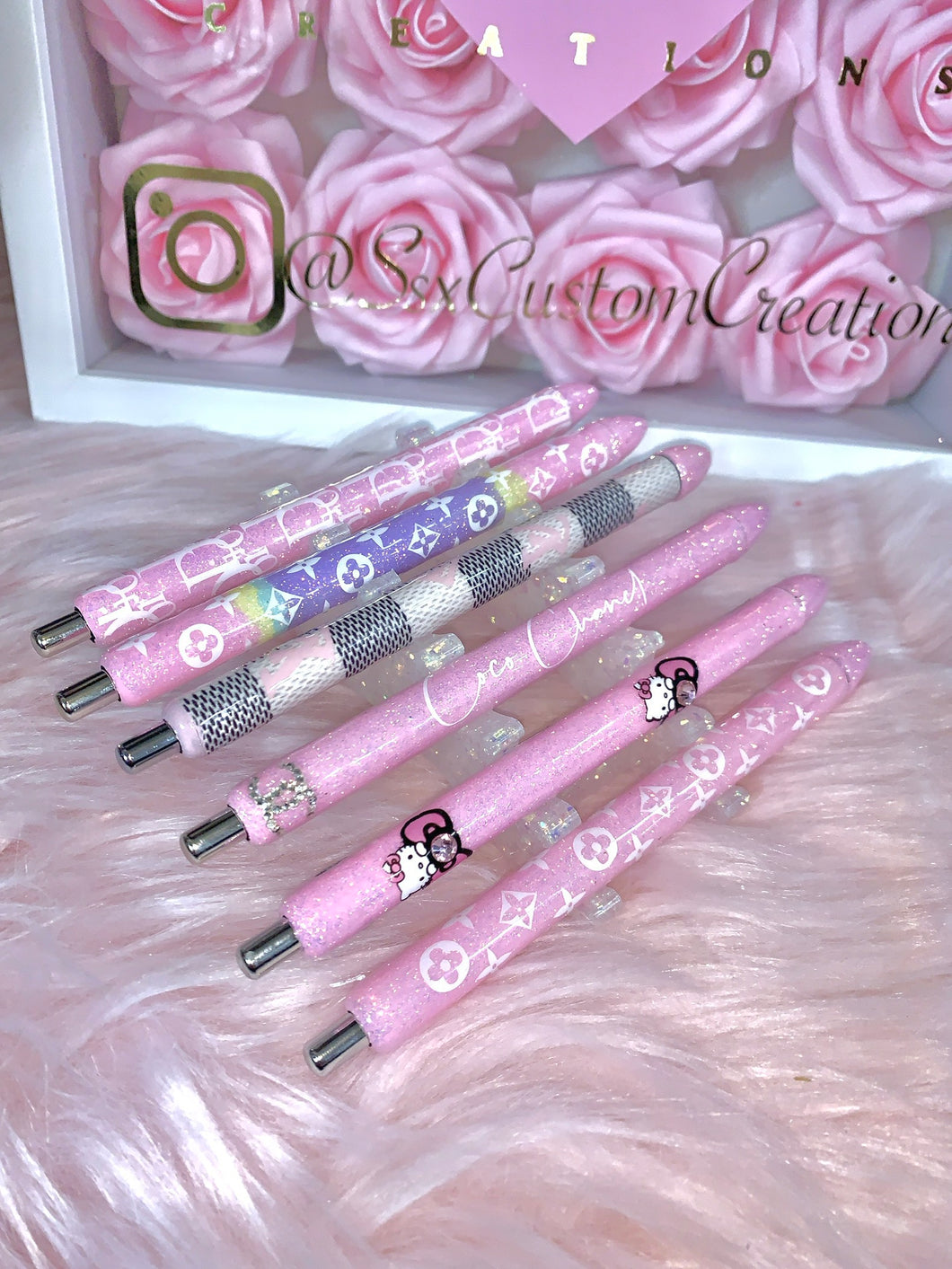 Glam pen holder