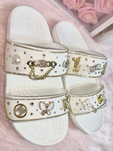 Load image into Gallery viewer, White GLAM CROC sandals size 7
