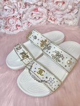Load image into Gallery viewer, White GLAM CROC sandals size 7
