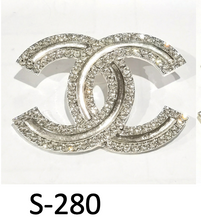 Load image into Gallery viewer, Glam Croc Charms -4
