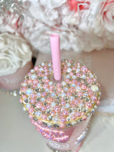 Load image into Gallery viewer, Double wall SnowGlobe GLASS tumbler
